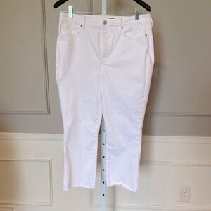 NYDJ Chloe Capri white 10 NWOT raw hem high rise lift tuck never worn